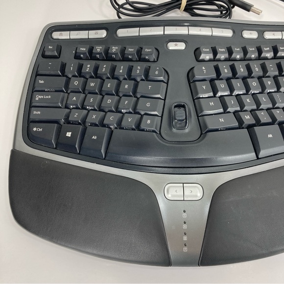 Microsoft Natural Ergonomic USB Wired Keyboard 4000 V1.0 Black KU-0462 TESTED - Picture 2 of 11
